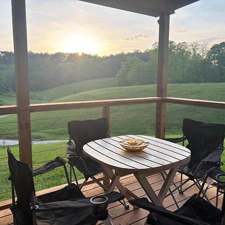 Private Cabin-Country Setting-Views-2 Bd 1 Ba Sleeps 6-8 Beattyville Exterior photo