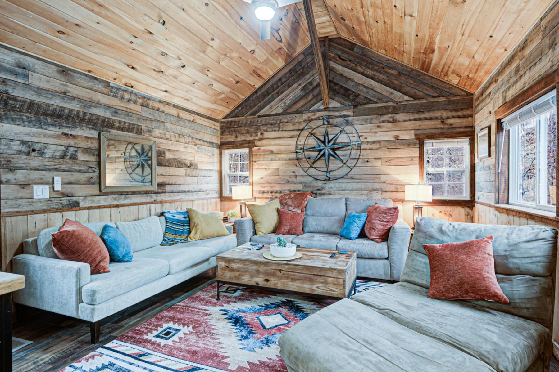Private Cabin-Country Setting-Views-2 Bd 1 Ba Sleeps 6-8 Beattyville Exterior photo